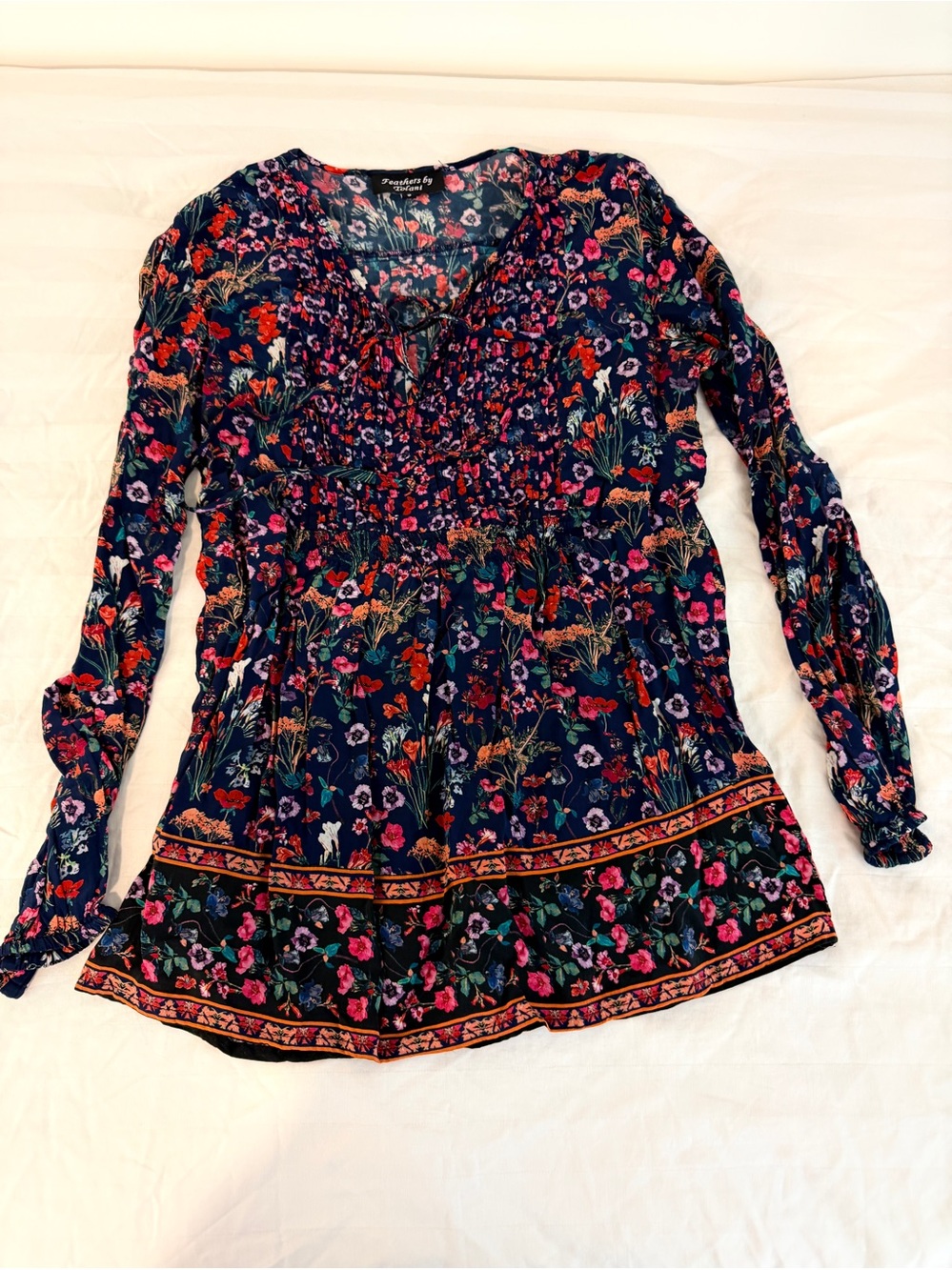 Feathers by Tolani long-sleeve floral peasant blouse S